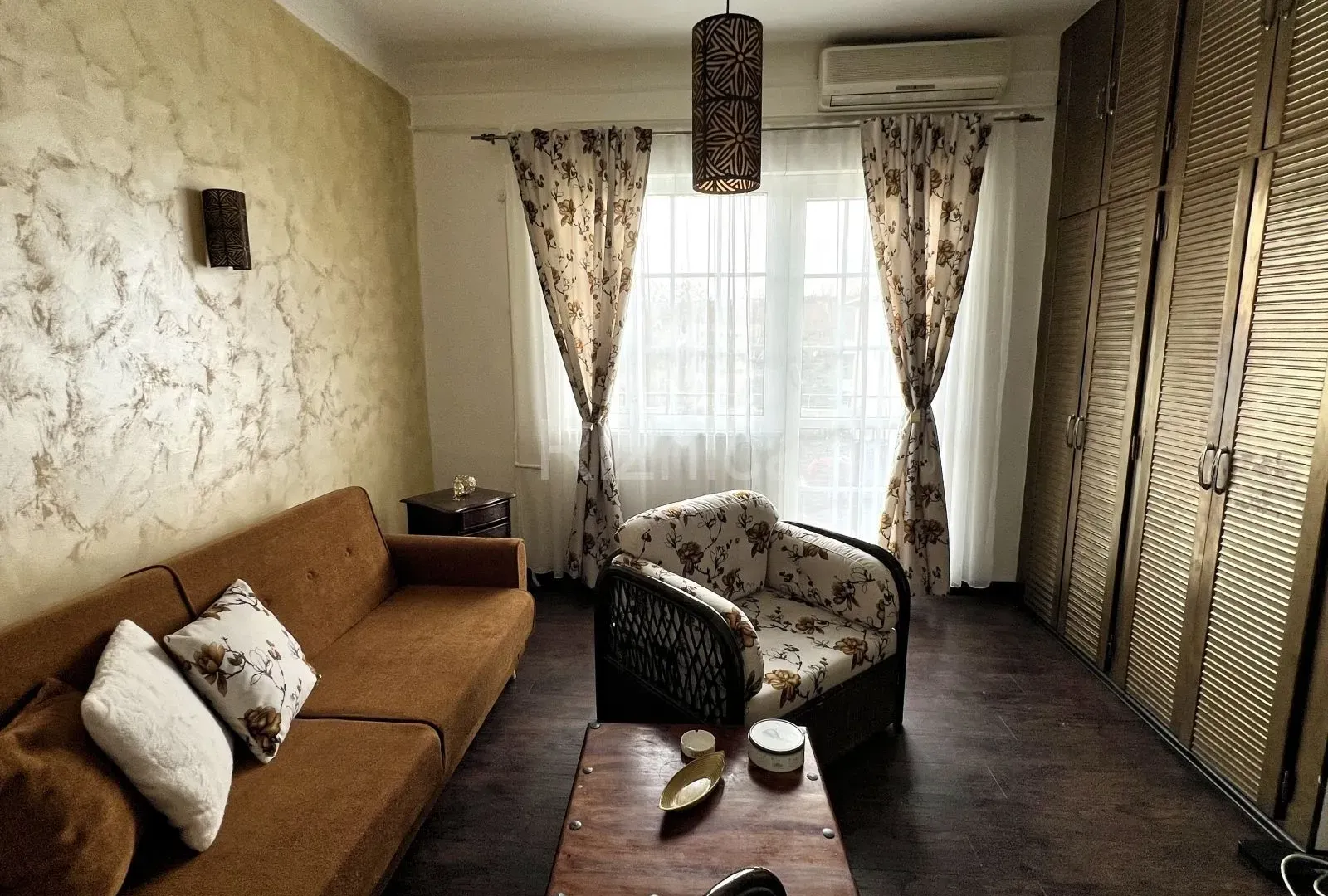 Izdavanje, jednosoban stan, 53m², Niš, Srbija