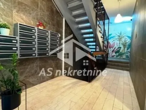 Izdavanje, četvorosoban stan, 94m², Lion, Zvezdara Sve Podlokacije - image 20