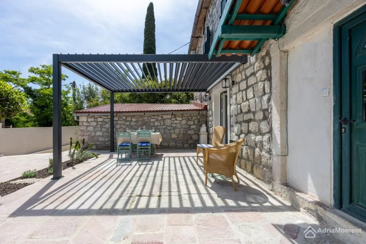 Prodaja, kuća, 92m², Kamenari, Herceg Novi