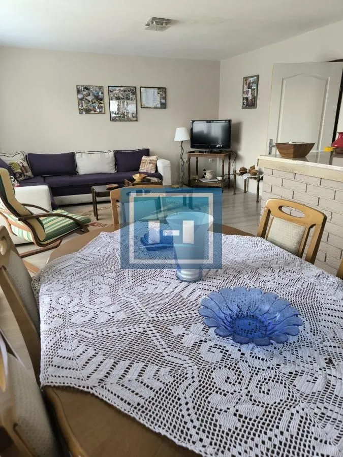Sale, house, 232m², Ćuprija, Srbija