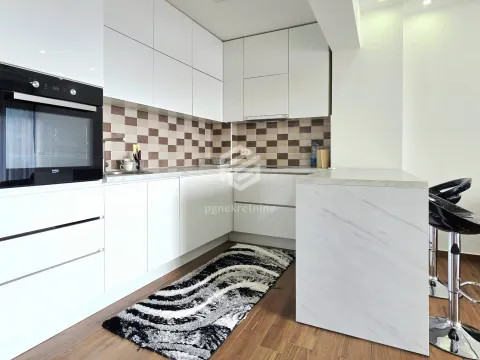 Rent, two bedroom apartment, 69m², Centar, Bar - image 8