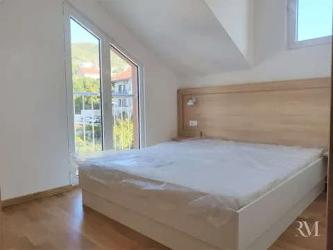 Rent, three bedroom apartment, 99m², Centar, Tivat - image 11