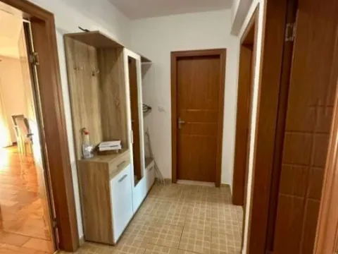 Izdavanje, dvosoban stan, 70m², Zabjelo, Podgorica - image 3