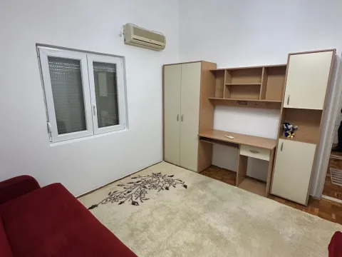 Rent, two bedroom apartment, 70m², Makedonsko naselje, Bar - image 7
