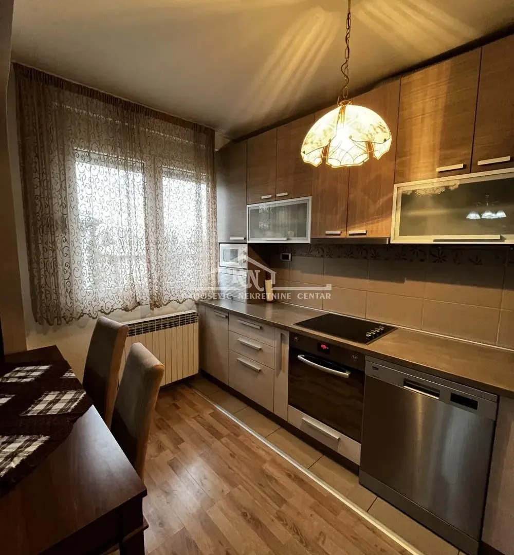 Sale, apartment, 110m², Karaburma, Palilula Sve Podlokacije