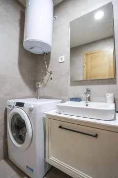 Rent, one bedroom apartment, 51m², Bečići, Budva - image 8