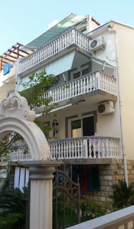 Prodaja, ugostiteljski objekat, 345m², Bečići, Budva
