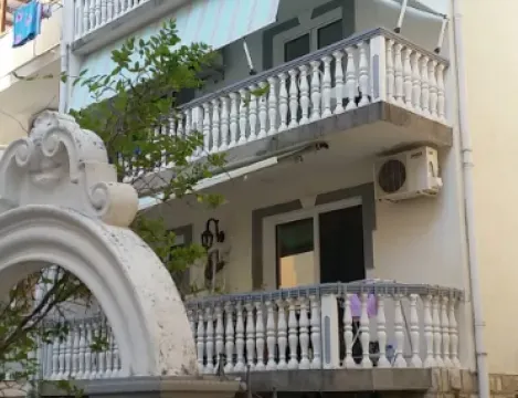 Sale, hospitality venue, 345m², Bečići, Budva - image 2