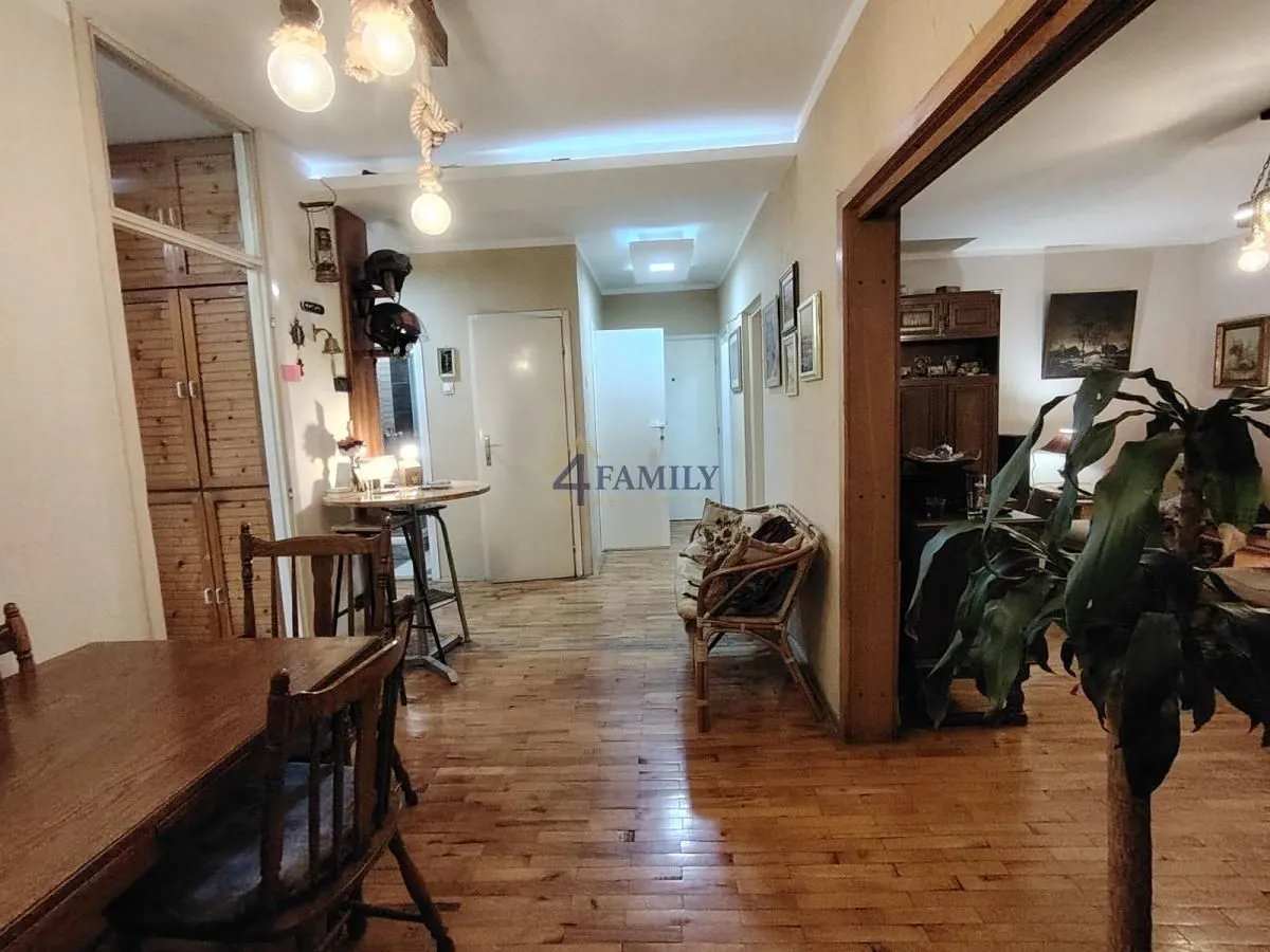 Prodaja, trosoban stan, 95m², Novi Beograd Blok 70, Novi Beograd Sve Podlokacije