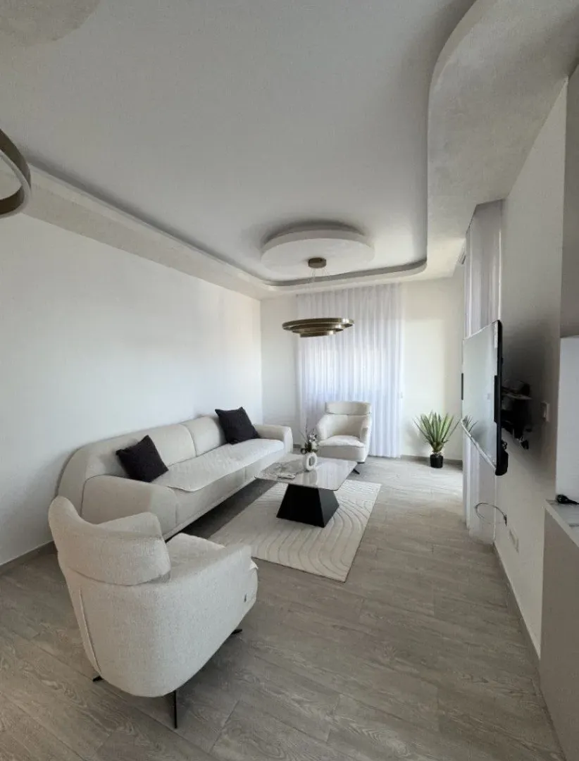 Sale, two bedroom apartment, 74m², Bečići, Budva