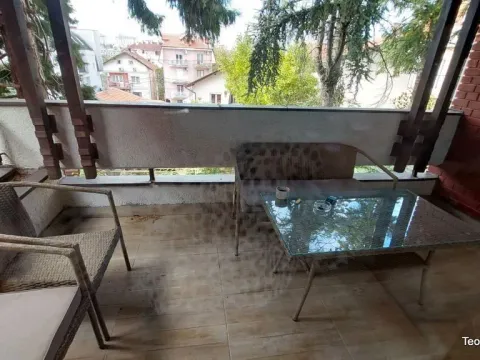 Izdavanje, kuća, 156m², Brace Jerković, Voždovac Sve Podlokacije - image 4