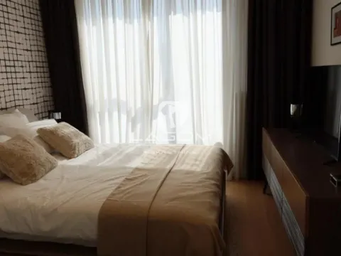 Izdavanje, trosoban stan, 79m², Savski Venac, Beograd - image 17