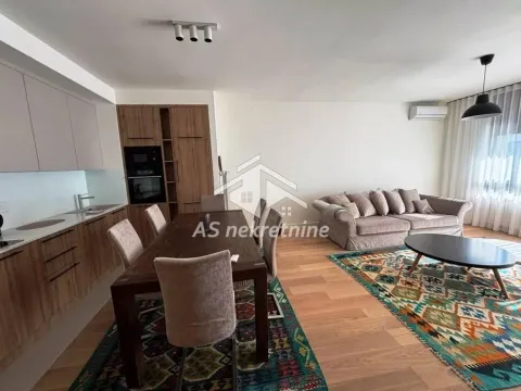 Izdavanje, trosoban stan, 80m², Savski Venac, Beograd - image 3