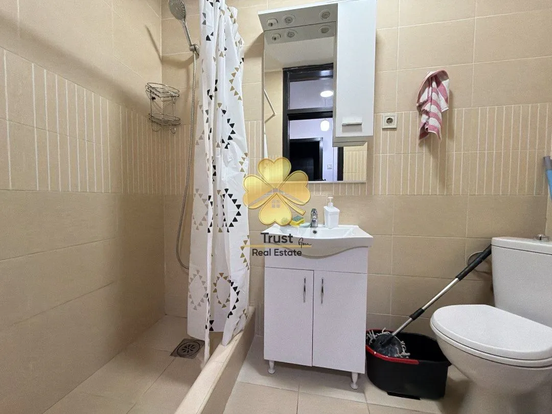 Izdavanje, jednosoban stan, 60m², Blok 5, Podgorica