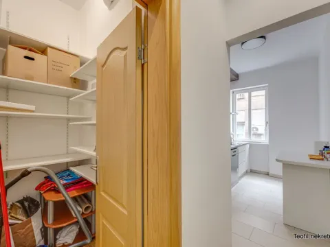 Rent, three bedroom apartment, 82m², Stari Grad, Beograd - image 16