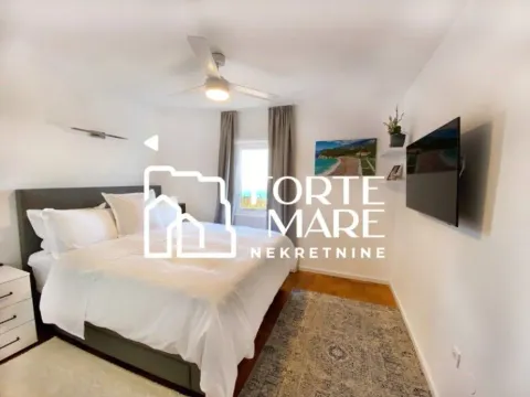 Sale, house, 250m², Blizikuće, Budva - image 10