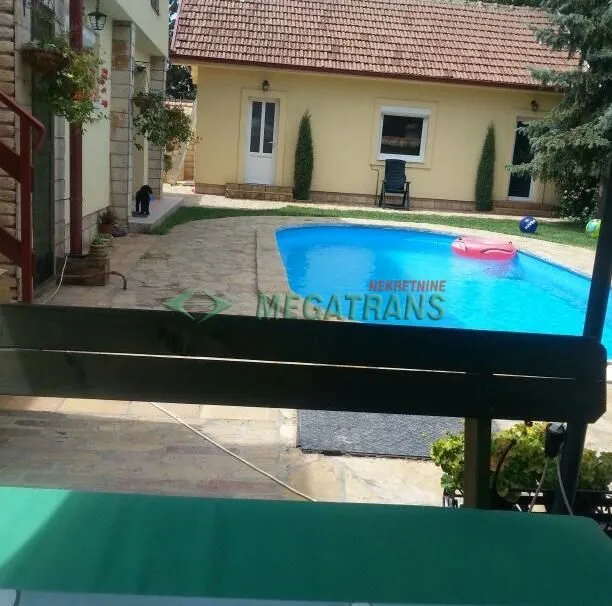 Rent, house, 220m², Petrovaradin, Novi Sad