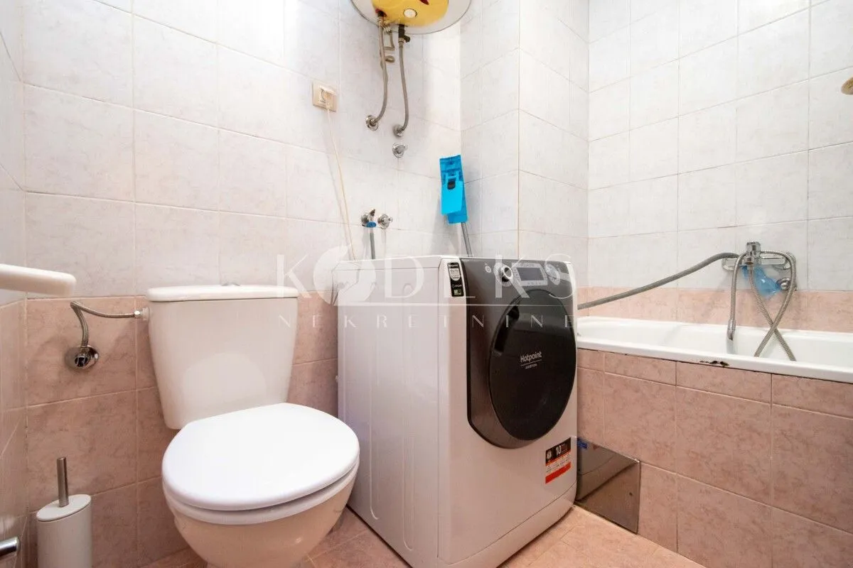 Izdavanje, jednosoban stan, 37m², Stari Aerodrom, Podgorica