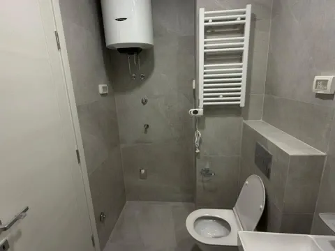 Prodaja, jednosoban stan, 40m², Central Point, Podgorica - image 9