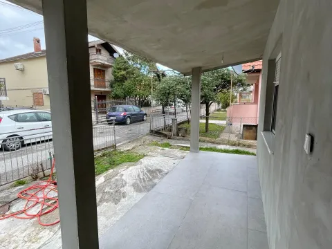 Rent, house, 80m², Konik, Podgorica - image 9