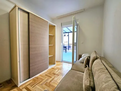 Prodaja, jednosoban stan, 58m², Konik, Podgorica - image 4