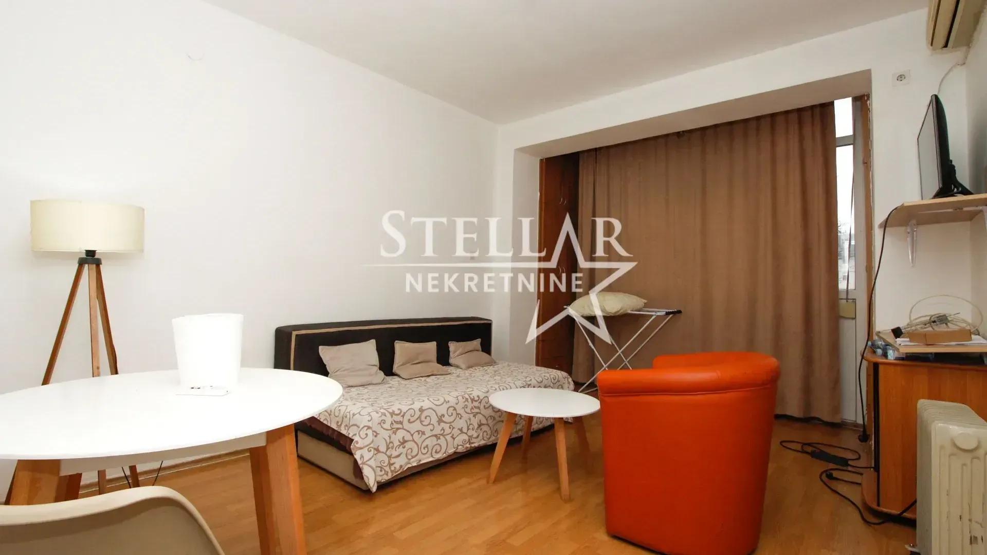Rent, studio apartment, 30m², Centar, Podgorica