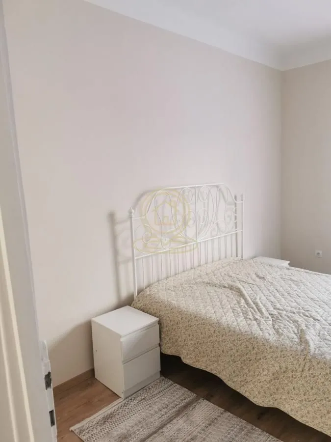 Rent, three bedroom apartment, 61m², Stari Grad, Beograd