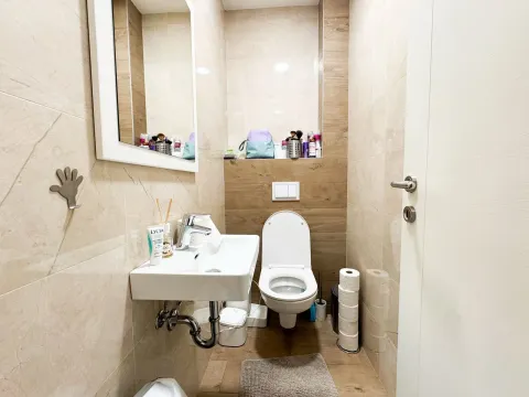 Prodaja, dvosoban stan, 63m², Blok 9, Podgorica - image 8