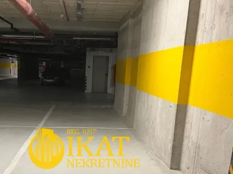 Rent, parking/garage, 12m², Banjica, Voždovac Sve Podlokacije