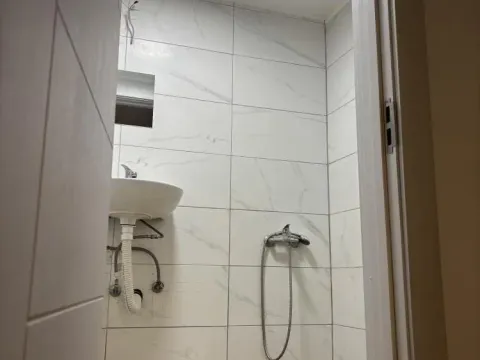 Rent, one bedroom apartment, 30m², Zvezdara Sve Podlokacije, Beograd - image 9