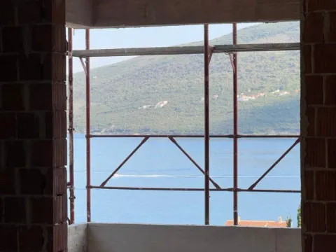 Prodaja, dvosoban stan, 79m², Đenovići, Herceg Novi - image 2