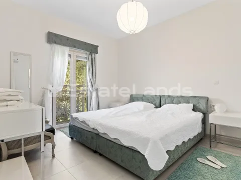 Izdavanje, kuća, 150m², Donja Lastva, Tivat - image 9
