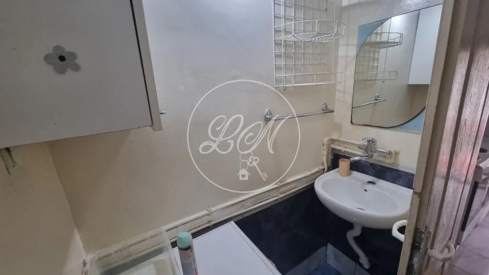 Prodaja, jednosoban stan, 26m², Zemun Centar, Zemun Sve Podlokacije