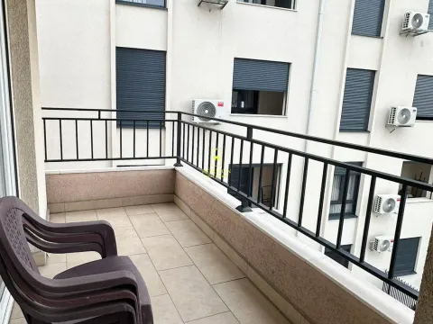 Rent, two bedroom apartment, 64m², City Kvart, Podgorica - image 8