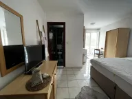 Rent, one bedroom apartment, 25m², Rafailovići, Budva - image 25