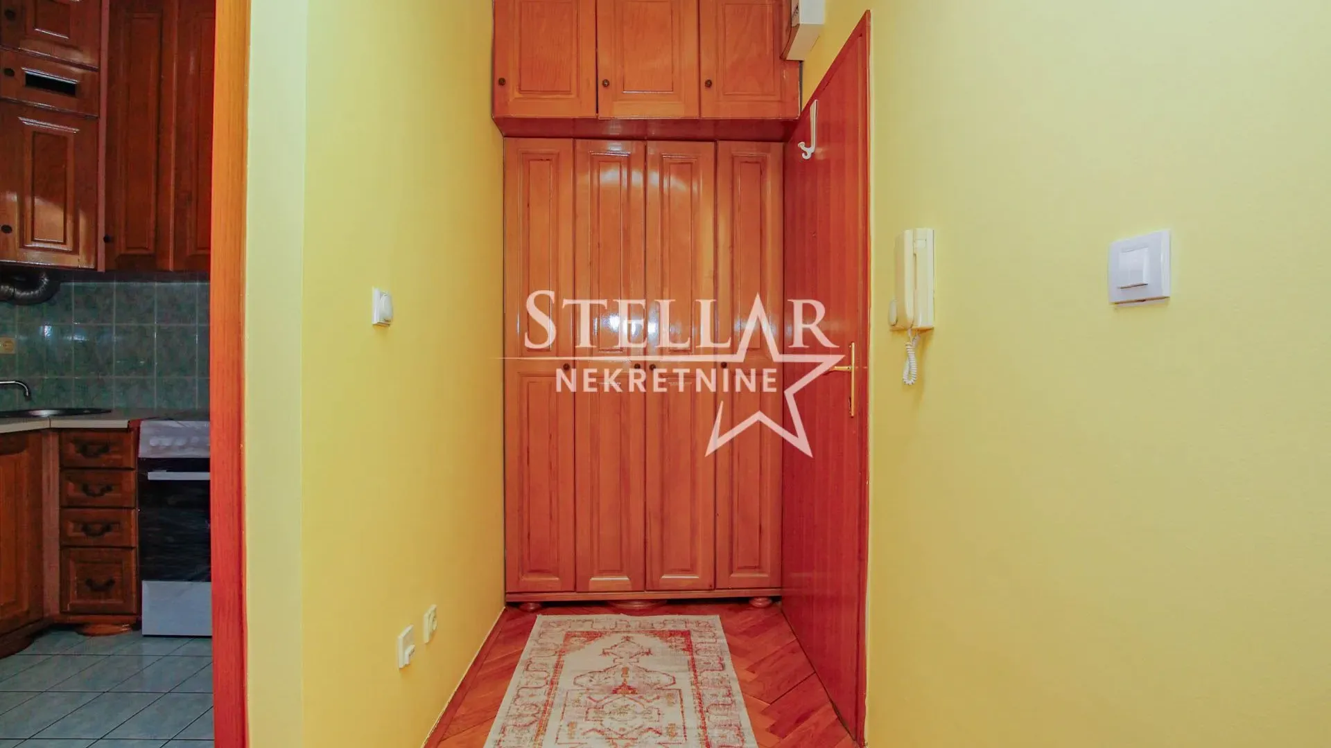 Rent, one bedroom apartment, 38m², City Kej, Podgorica
