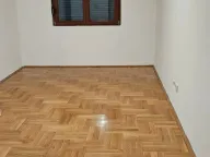 Izdavanje, dvosoban stan, 72m², Stari Aerodrom, Podgorica - image 3