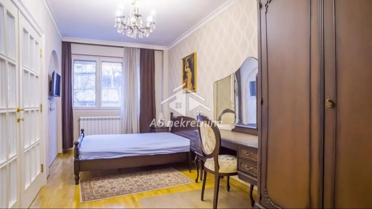 Sale, two bedroom apartment, 62m², Stari Grad, Beograd