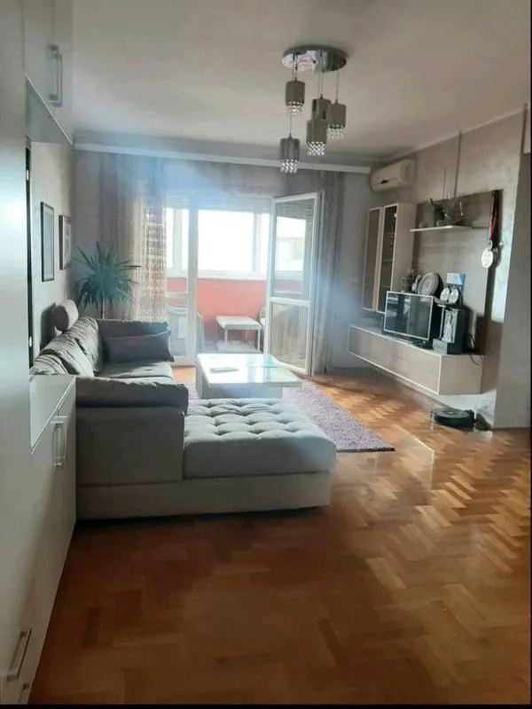 Prodaja, dvosoban stan, 84m², Bar, Crna Gora