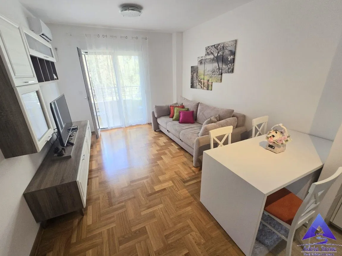 Sale, one bedroom apartment, 41m², Maine, Budva
