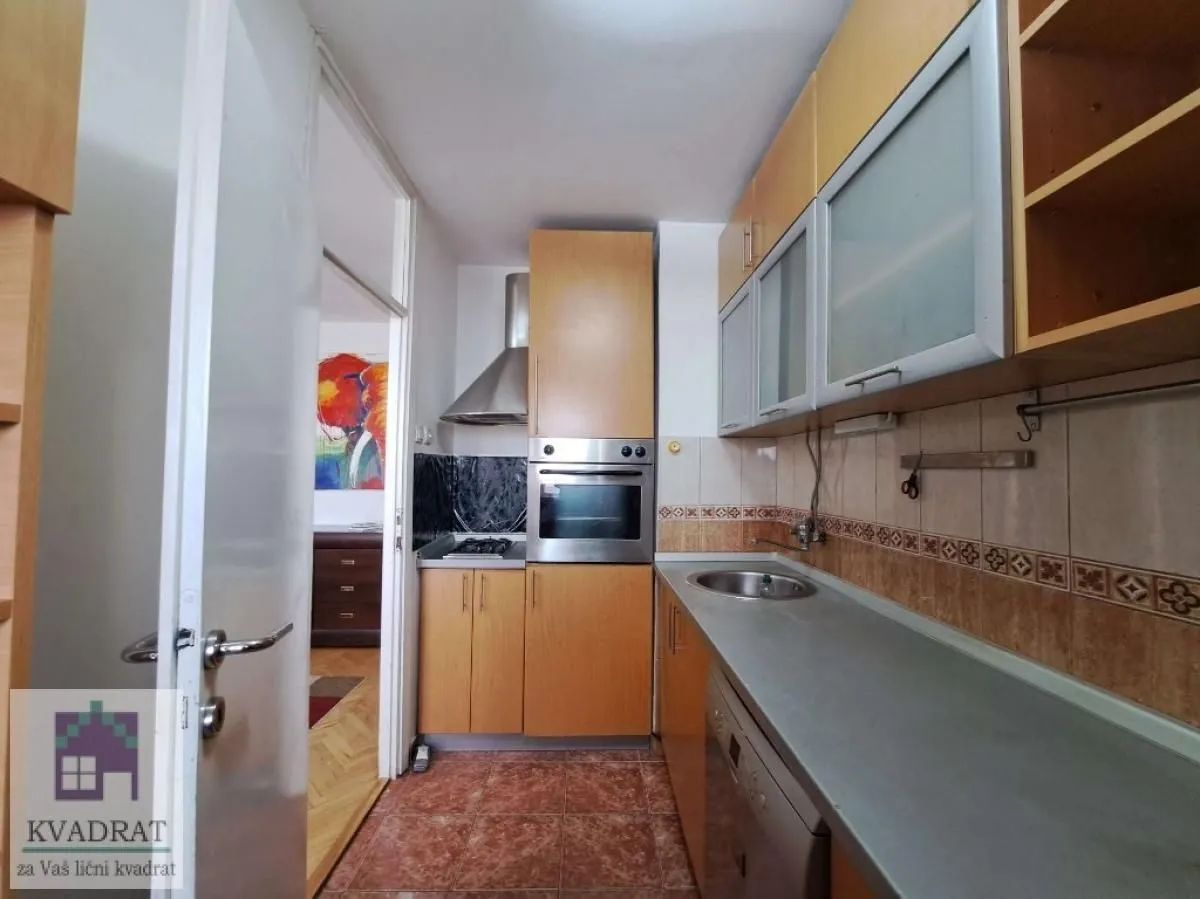 Izdavanje, četvorosoban stan, 97m², Obrenovac, Beograd