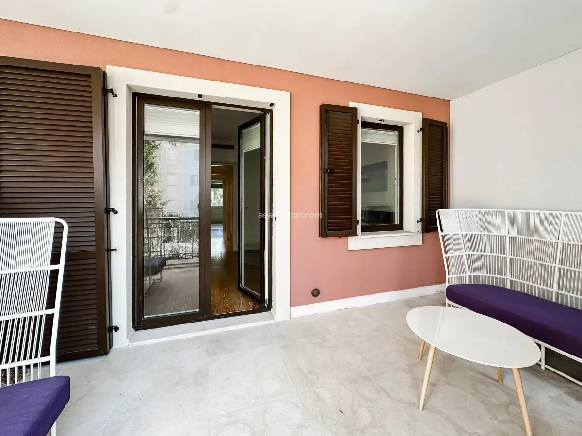 Prodaja, dvosoban stan, 115m², Porto Montenegro, Tivat