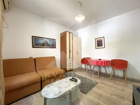 Rent, studio apartment, 20m², Centar, Podgorica - image 4