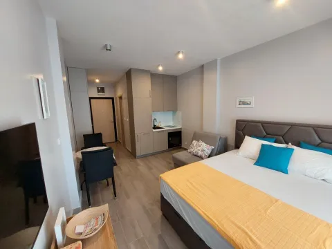 Rent, studio apartment, 30m², Budva, Crna Gora - image 2