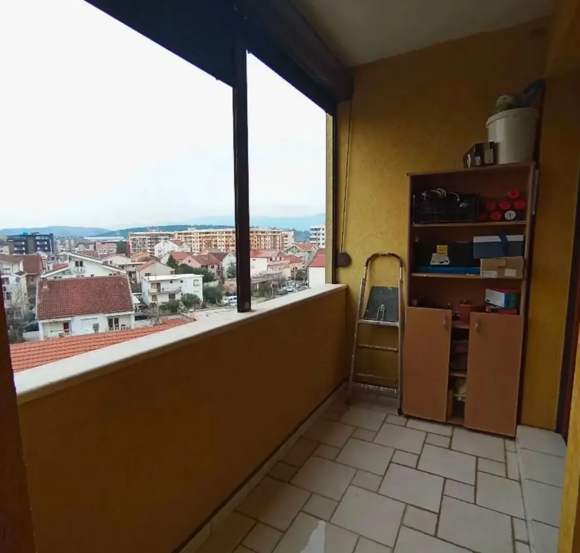 Prodaja, jednosoban stan, 40m², Stari Aerodrom, Podgorica
