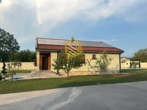Rent, house, 220m², Ćurilac, Danilovgrad - image 13