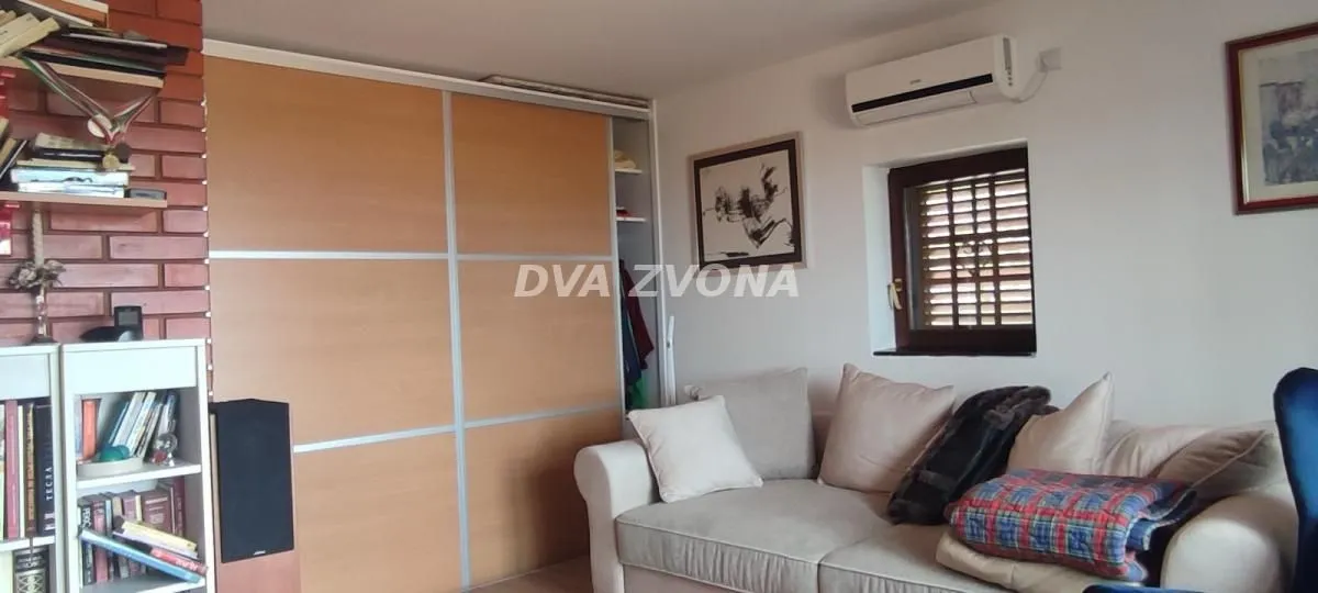 Prodaja, kuća, 150m², Sremska Kamenica, Petrovaradin