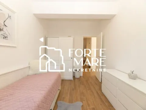 Sale, one bedroom apartment, 50m², Đenovići, Herceg Novi - image 7