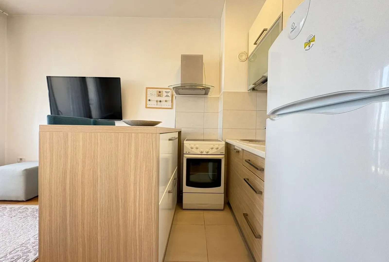 Izdavanje, garsonjera, 30m², City Kvart, Podgorica