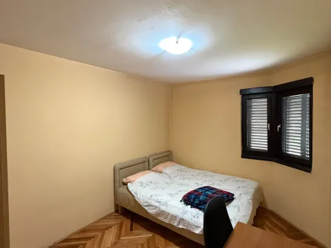 Prodaja, trosoban stan, 92m², Centar, Cetinje - image 10